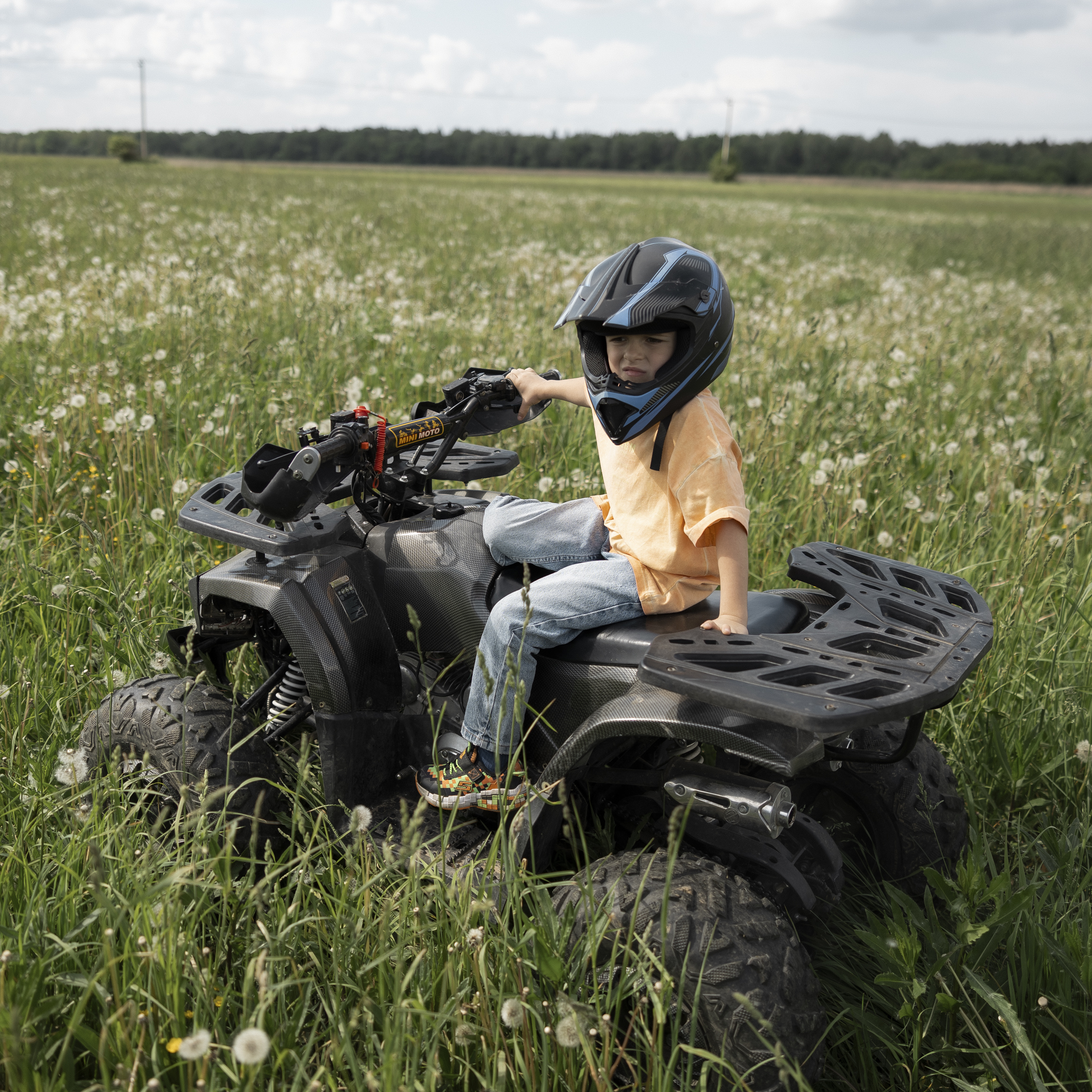 детский квадроцикл